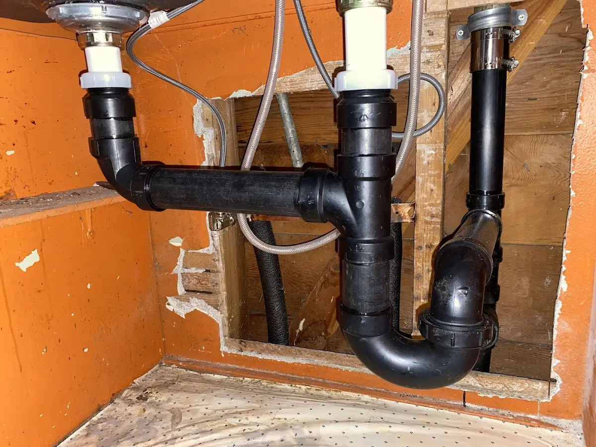 Professional Pipe Bursting equipment and tools on the job in Columbus